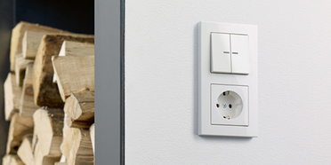 JUNG KNX Taster F 10 bei Curis Elektrotechnik GmbH & Co. KG in Fürth