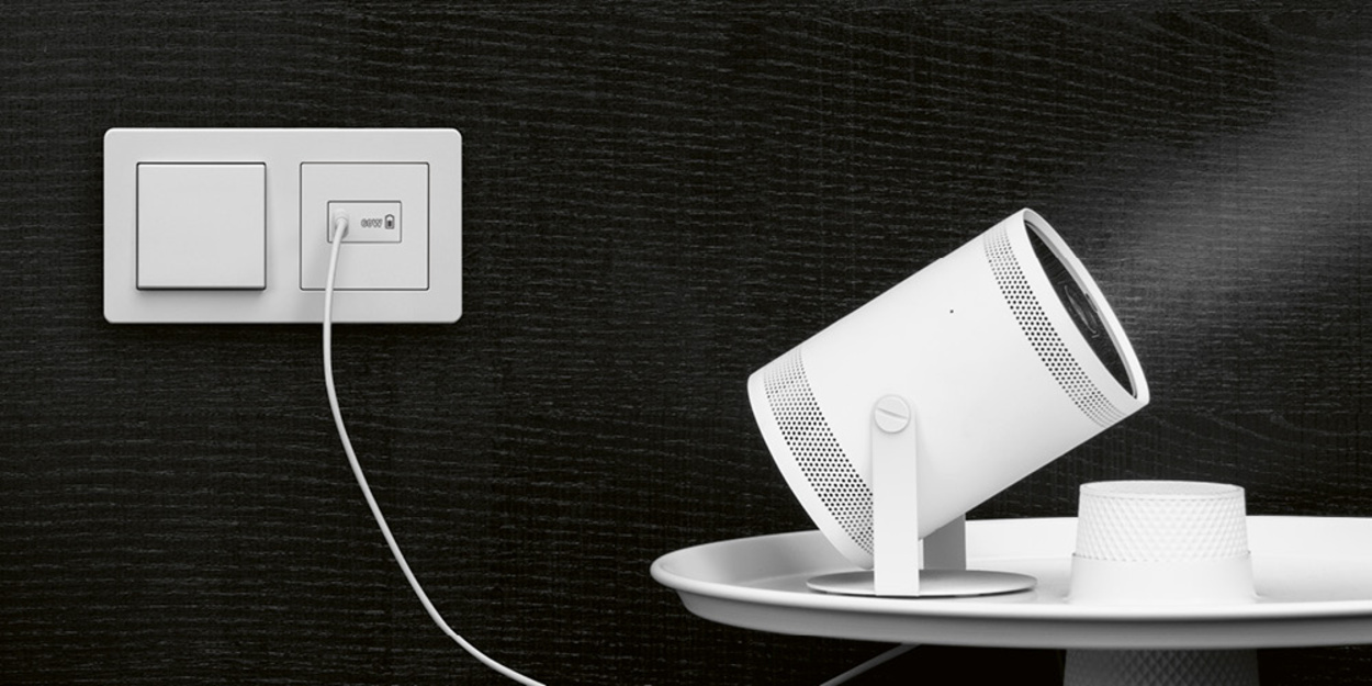 Ladegerät USB PD 60 bei Curis Elektrotechnik GmbH & Co. KG in Fürth