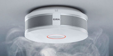 Gira Rauchwarnmelder bei Curis Elektrotechnik GmbH & Co. KG in Fürth